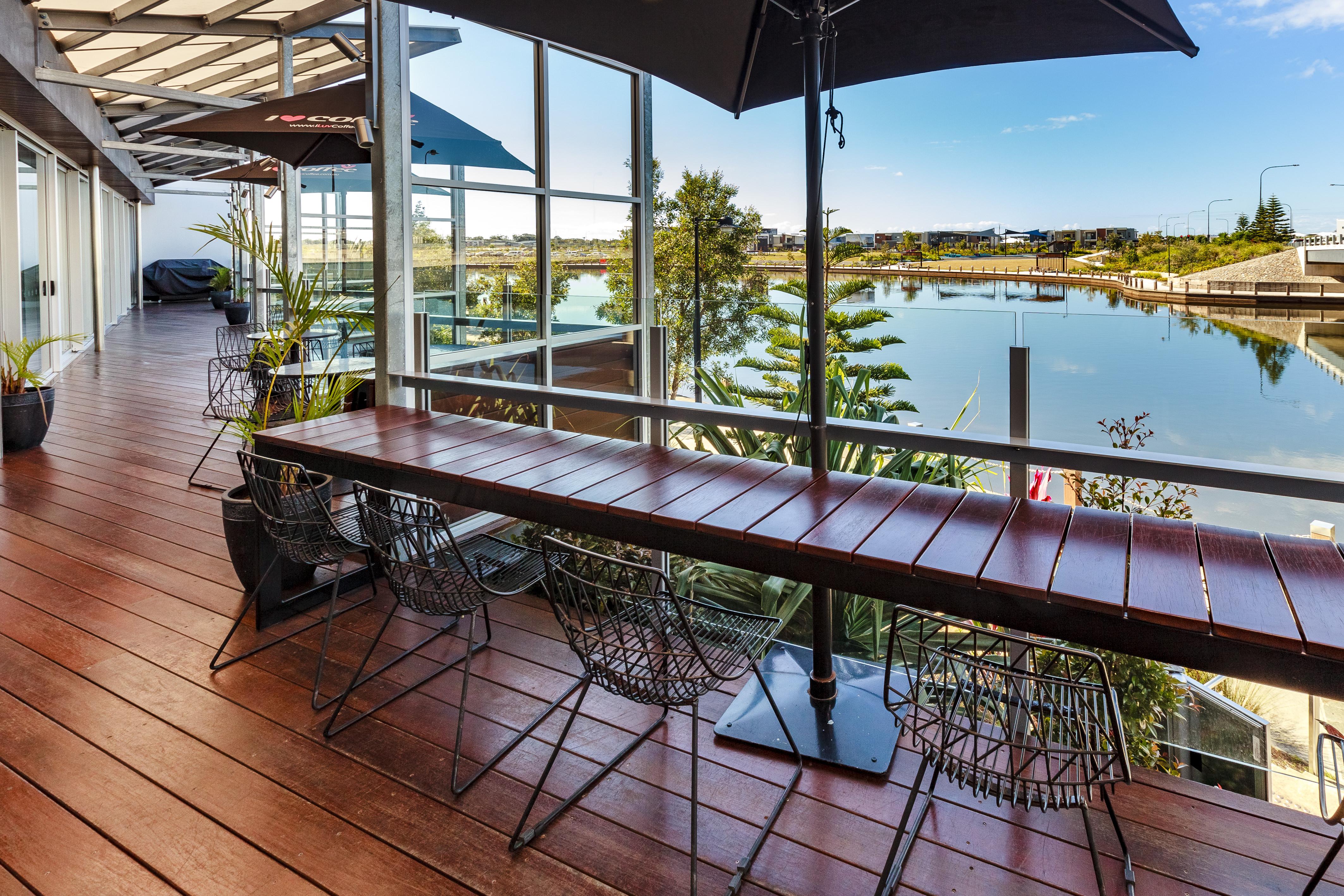 Mercure Sunshine Coast Kawana Waters Exterior photo