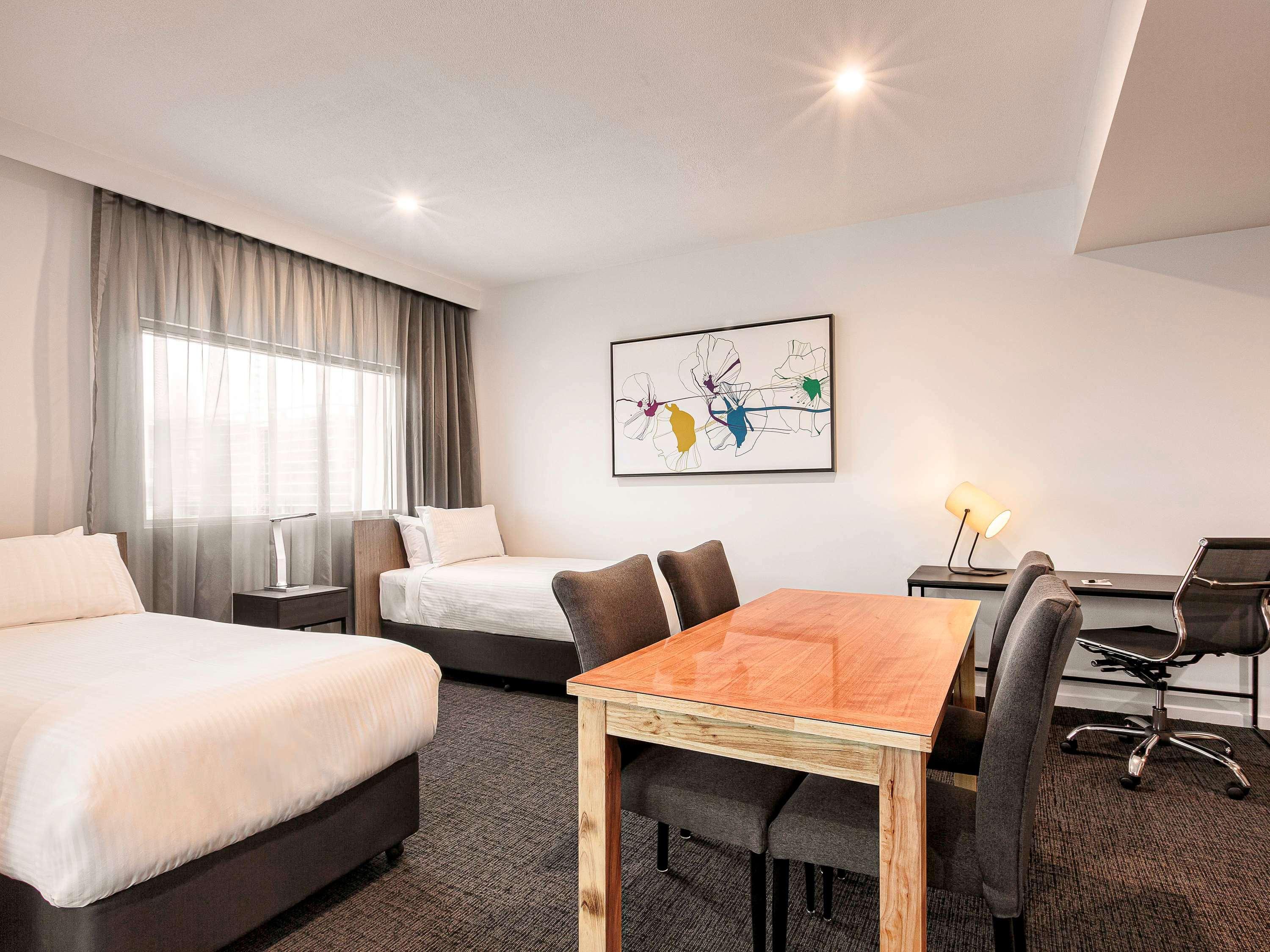 Mercure Sunshine Coast Kawana Waters Exterior photo