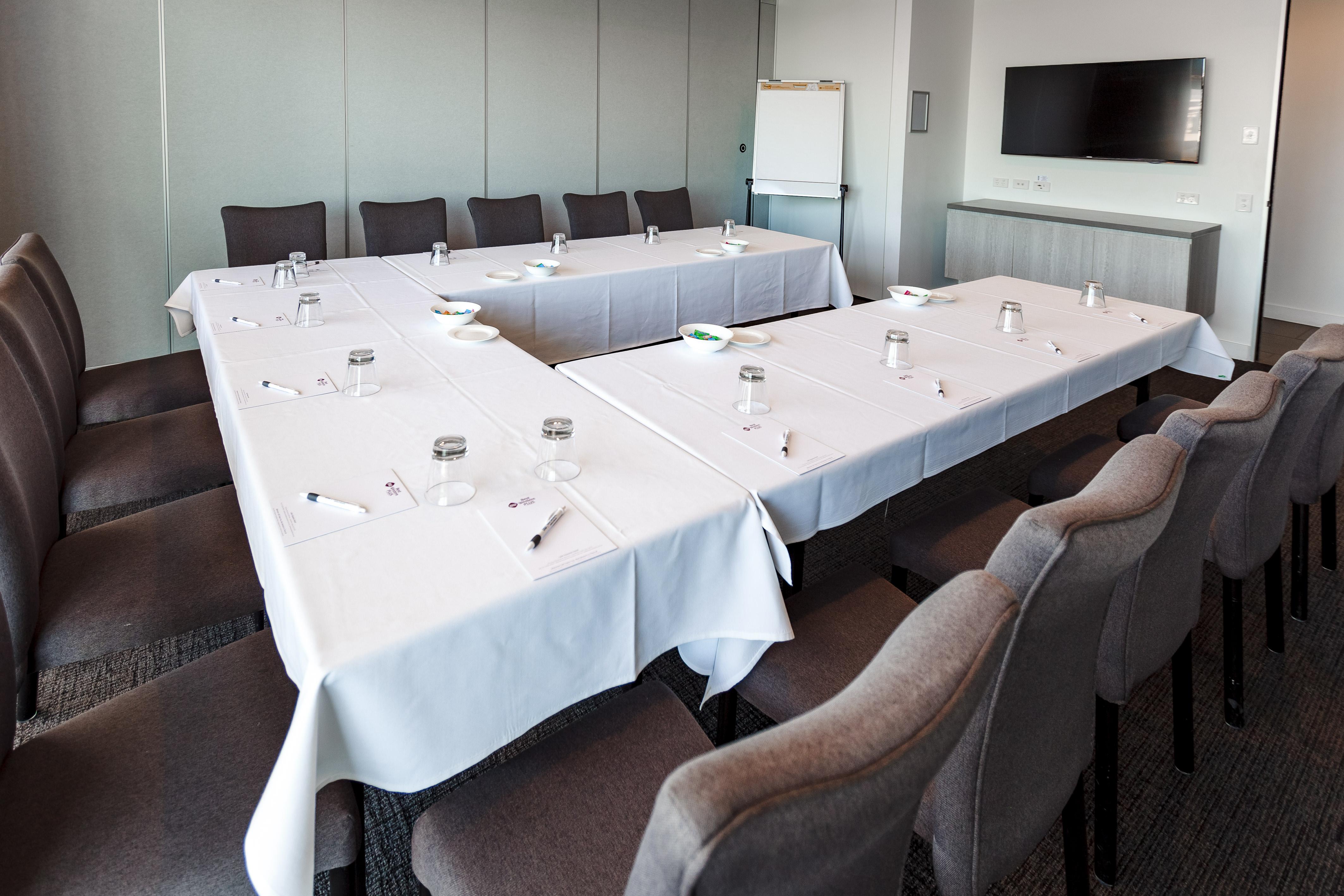 Mercure Sunshine Coast Kawana Waters Exterior photo
