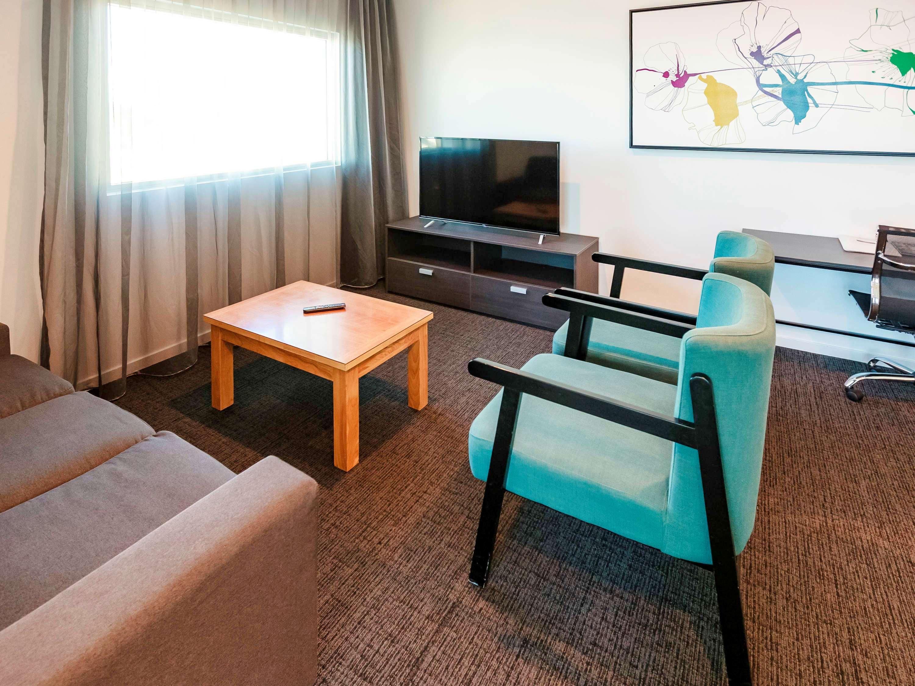 Mercure Sunshine Coast Kawana Waters Exterior photo