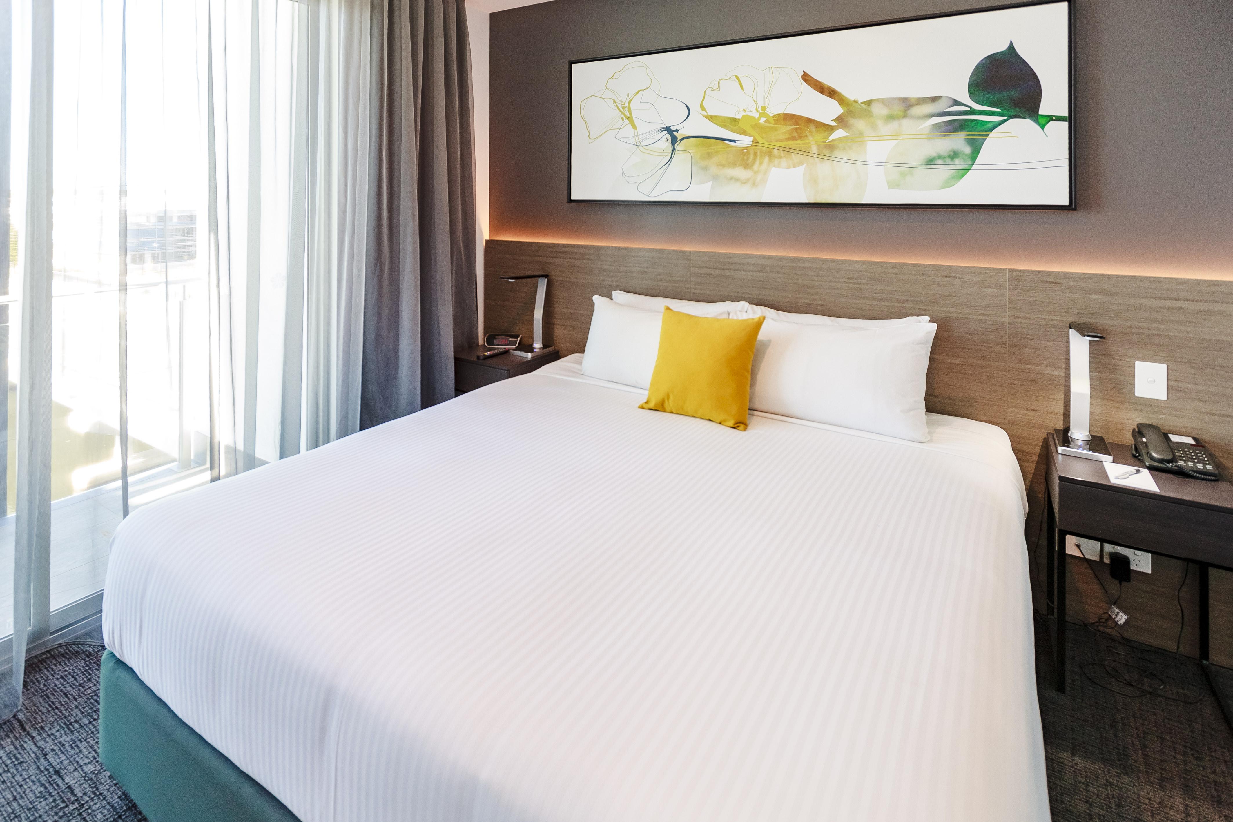 Mercure Sunshine Coast Kawana Waters Exterior photo